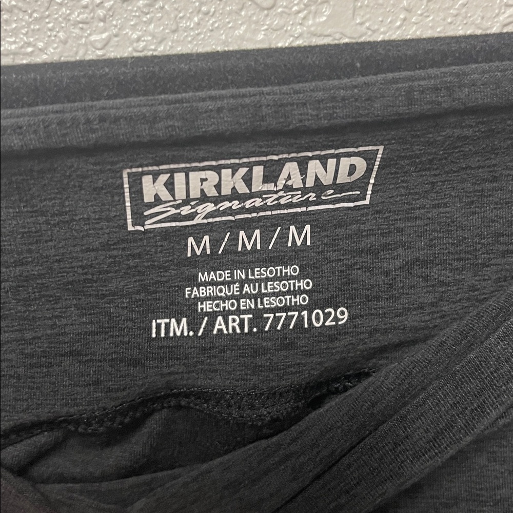 Kirkland Signature Black Leggings - Picture 3 of 3